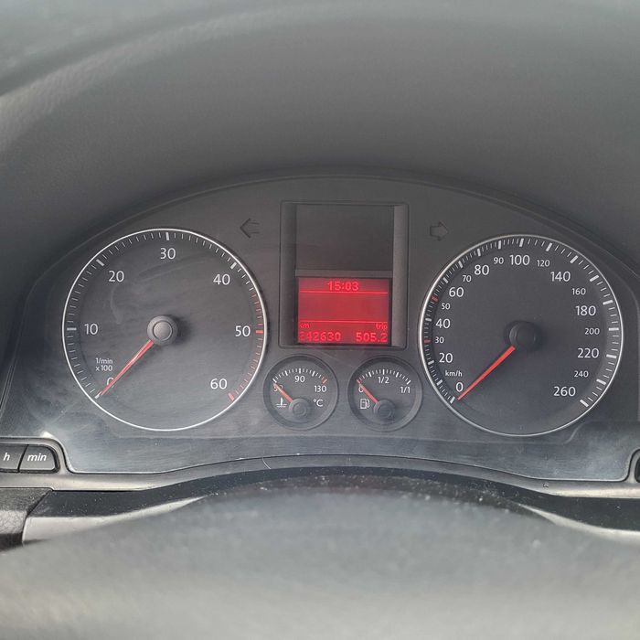 De vanzare Golf 5 140cp/schimb 1.9 tdi