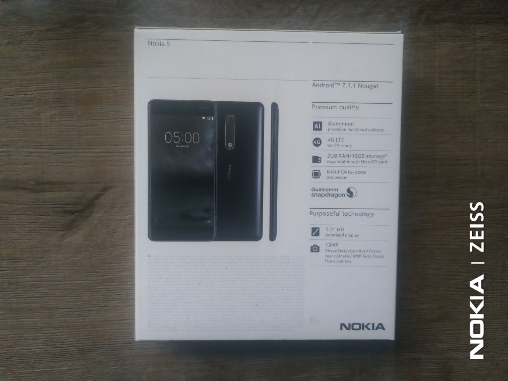 NOKIA 5 Смартфон 5.2 " инчa, андроид, 2 GB RAM, 16 GB, син чисто нов