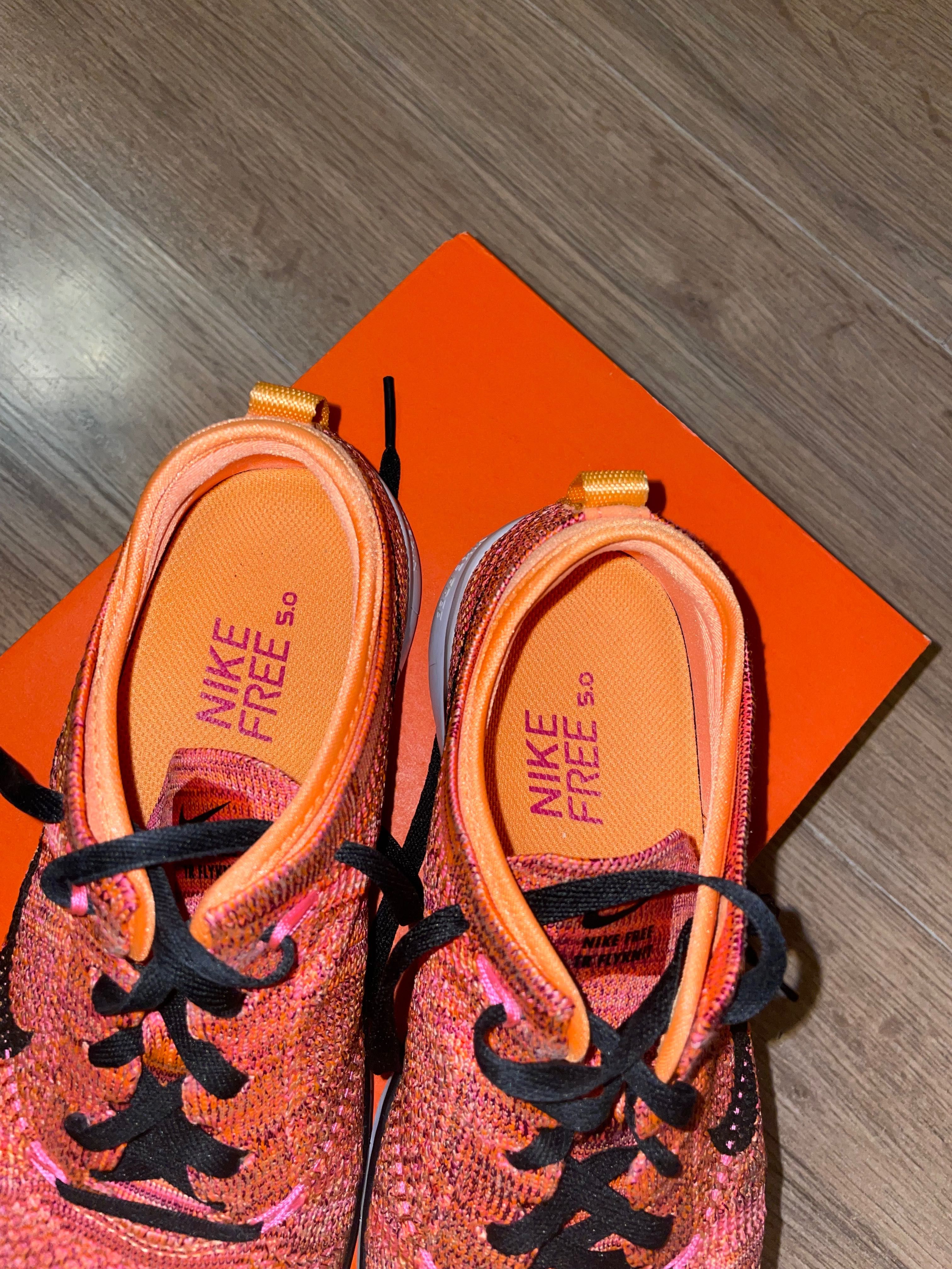 Оригинални дамски маратонки Nike Free TR Flyknit размер 36.5