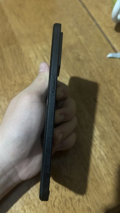 Царапин нету состояние нормальное