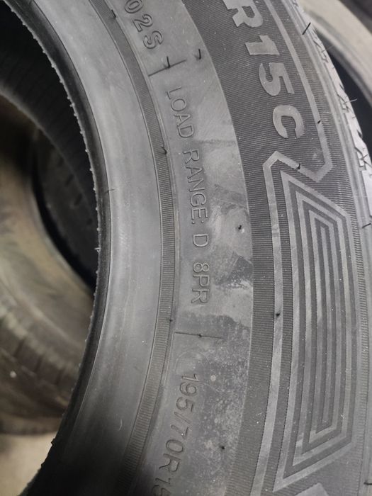 195/70/15C Rotalla за платформи