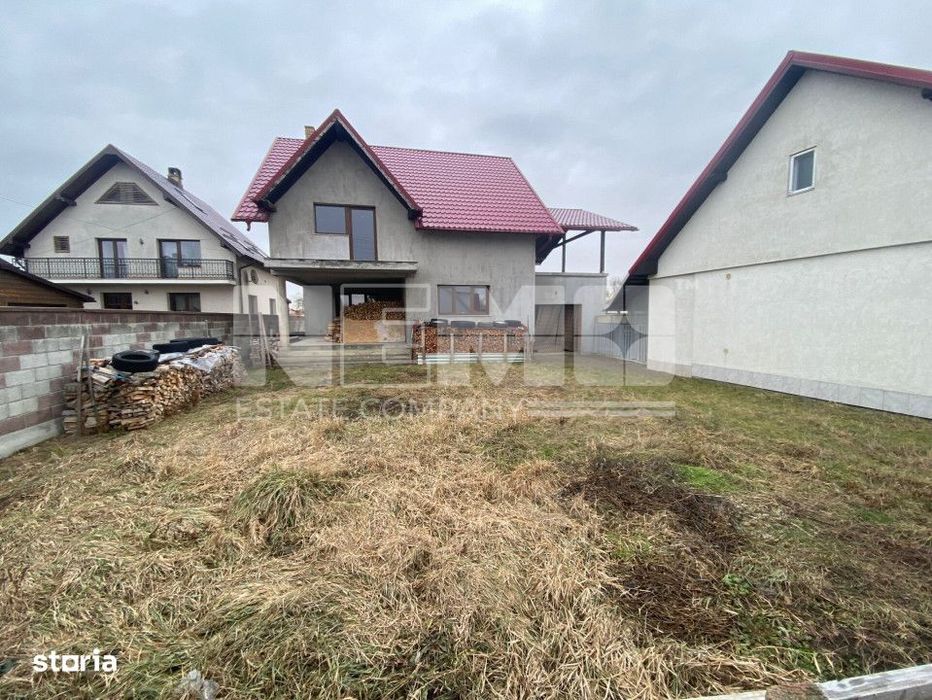 Casa de vanzare- Strada Alexandru Vlahuta