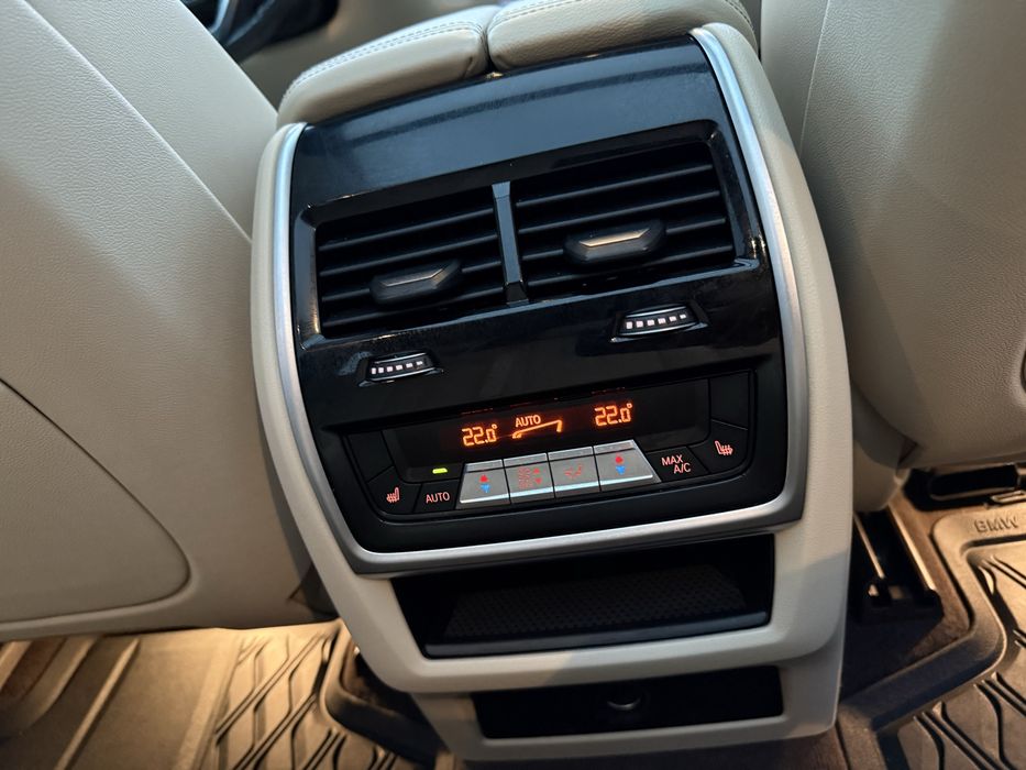 Vand BMW X5 (accept si unele variante)