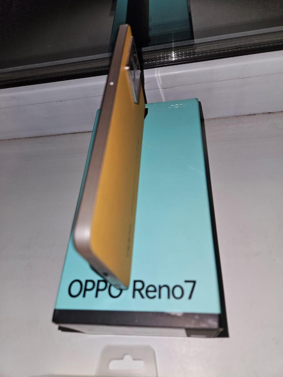 Срочно продам сотовый телефон Орро Reno 7