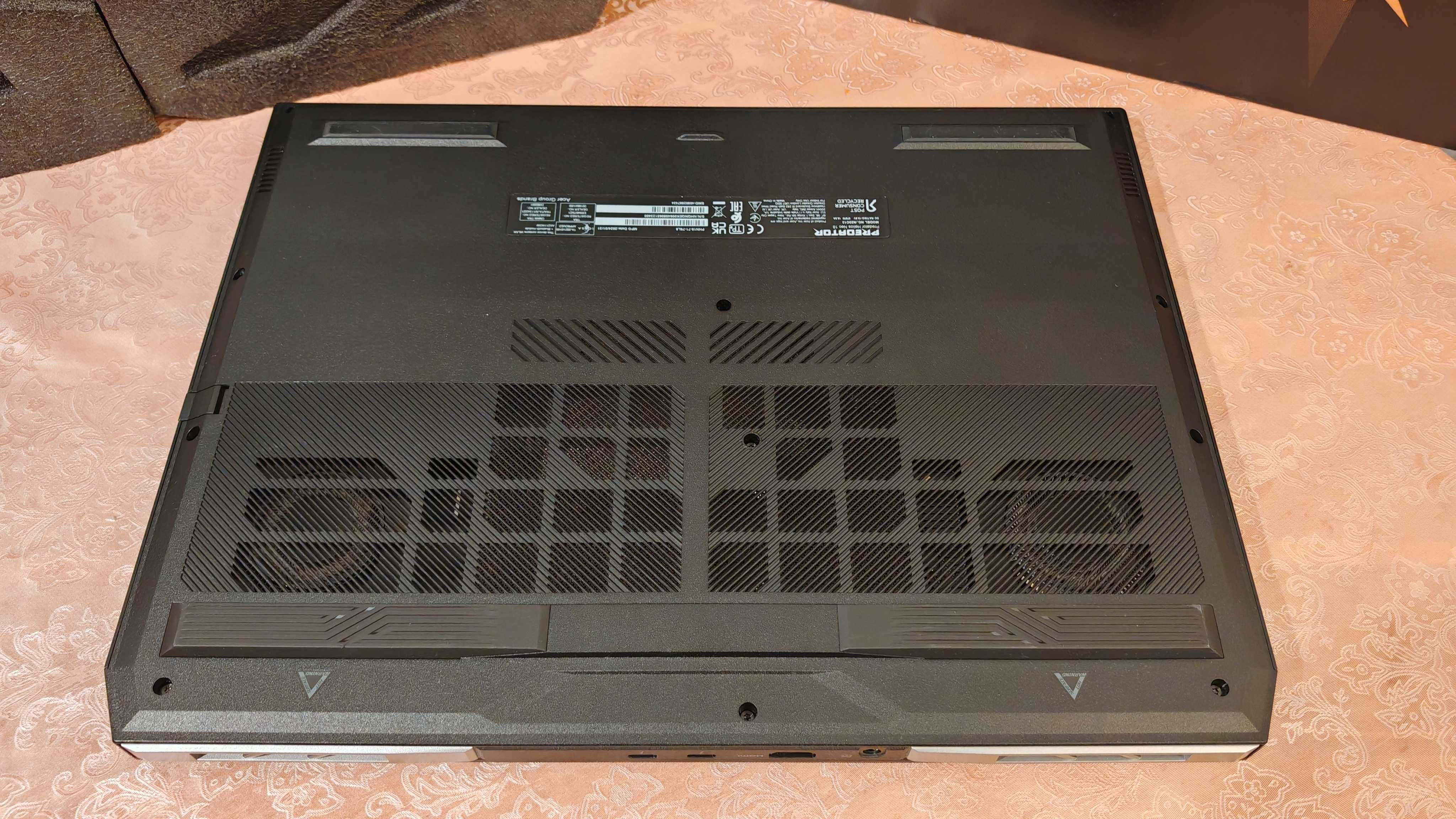 RTX 4070 8GB/Core i7-14700HX/16GB RAM/1TB SSD/18'QHD 165Hz/Predator 18