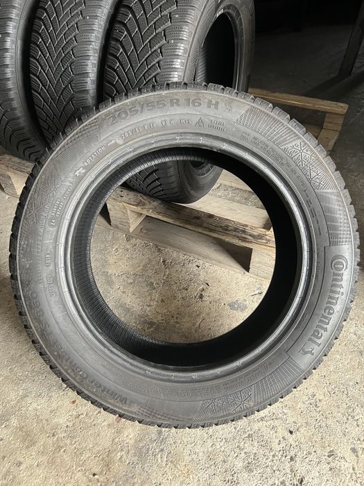 4 anvelope de iarna 205/55/16 Continental 7-7.5 mm!