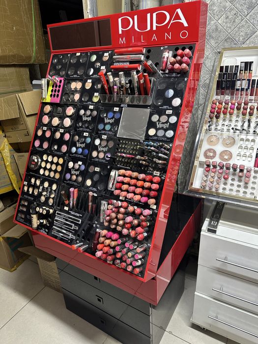 Продам стойки стенды под бренд косметику