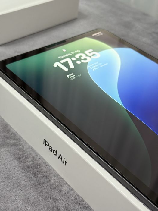 Vând Apple iPad Air 4 (2020) + Apple Pencil gen. 2