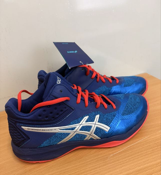 ASICS Netburner Ballistic FF