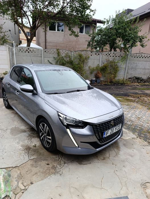 Urgent vând  Peugeot 208 an 2020 ideala oras