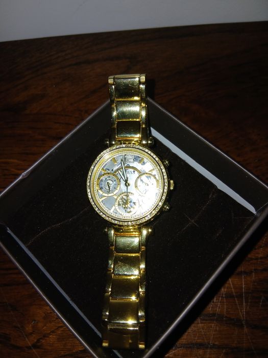 Ceas GUESS tip Quatrz analog colectia Solstice rezistent la apa 3 ATM