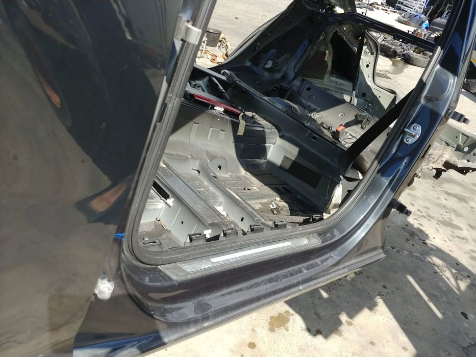 prag stanga audi a4 b9 8w berlina facelift 2018