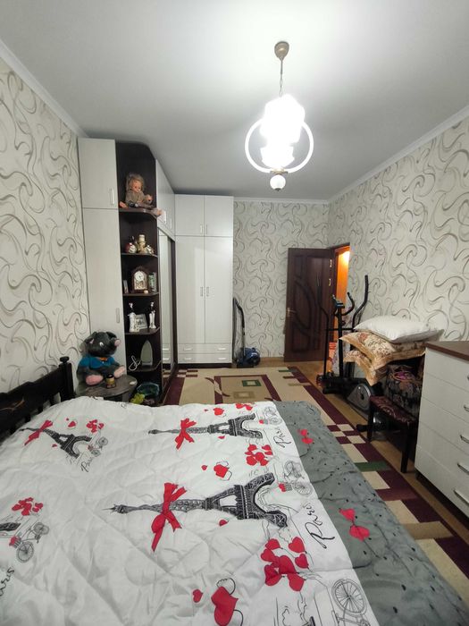 Буюк ипак йули Буз 1 3/3/5 67м²