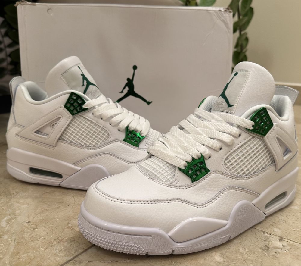 Jordan 4 Green Metallic - Marimea 42 - Lichidare de stoc