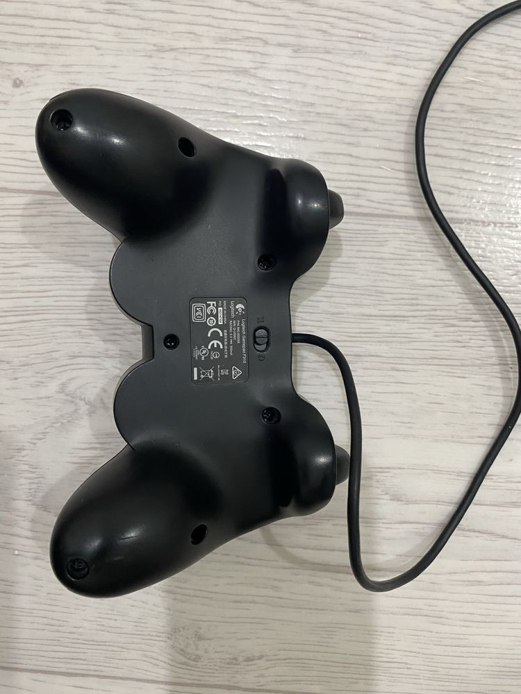 Геймпад Logitech F310