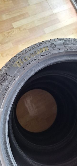 Cauciucuri 2 bucăți 205/55/16 dot 2019 și 4 bucăți 215/45/17 dot 2017