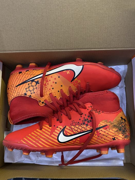 Бутонки Nike Mercurial 36