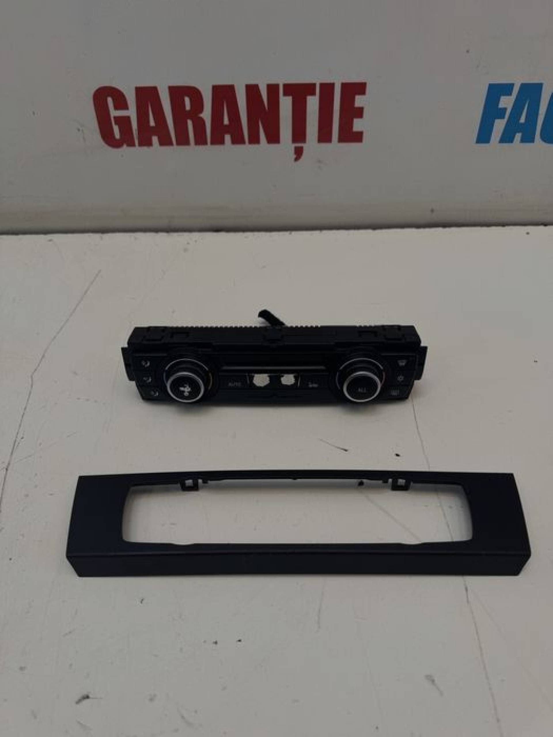 Panou modul climatronic buton start-stop BMW Seria 3 E90 E91 E92 E93