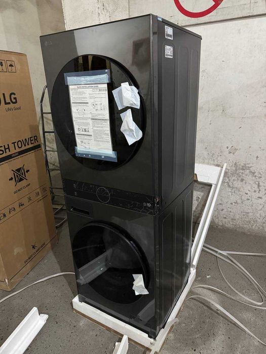 Стирально-сушильная машина LG 13/10 кг WashTower™ WT1310RH / WT1310YJ