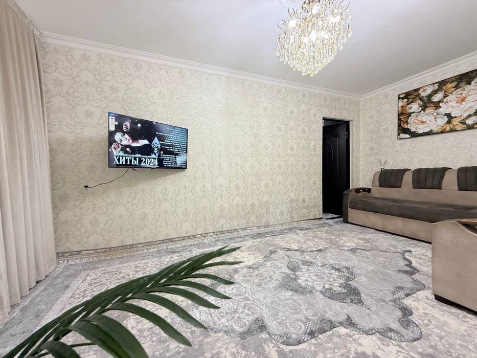 Продается квартира чиланзар 13 квартал 1-2-/1/5 с обстановкой