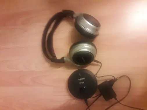 Vand căști Sony fără fir