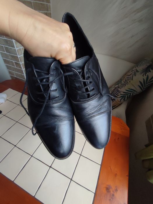 Естествена кожа черни мъжки обувки 43 номер