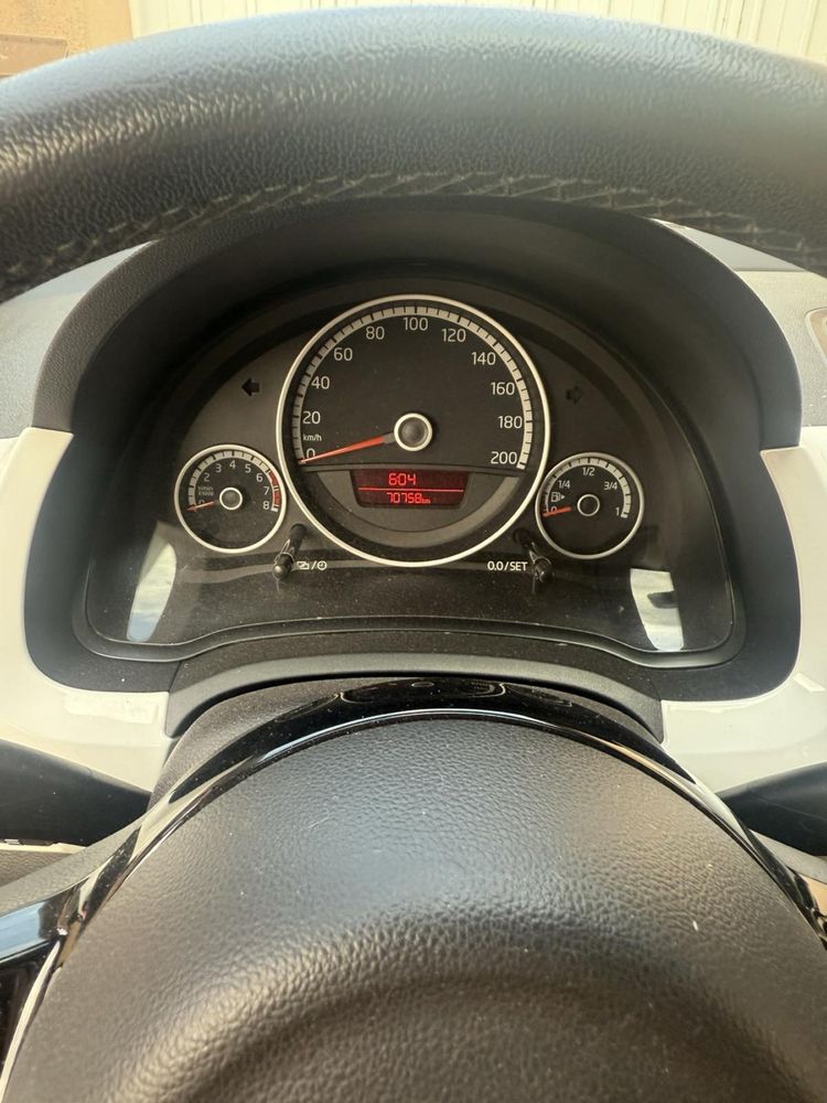 VW UP 1.0 2012 перфектен