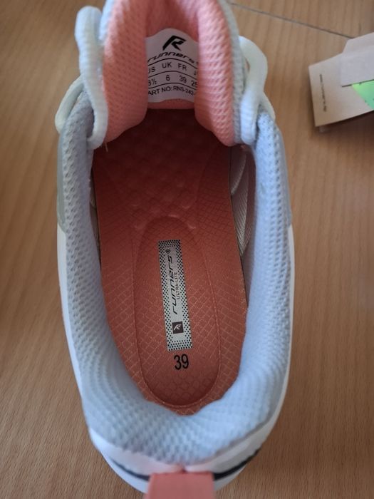 Нови дамски маратонки Runners