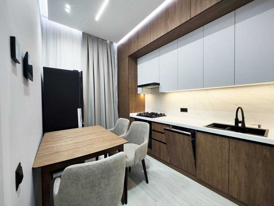 элитный комплекс
Golden House Парисен