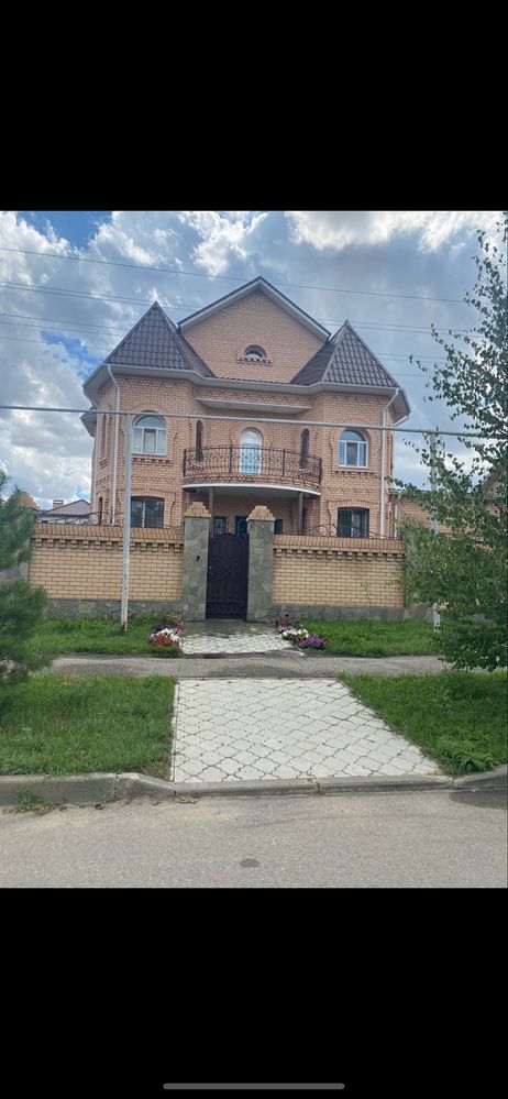 Продам дом 6 микрорайон
