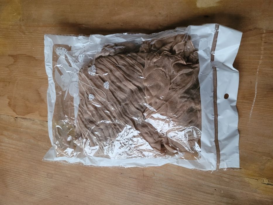 Esarfa bej pentru dama