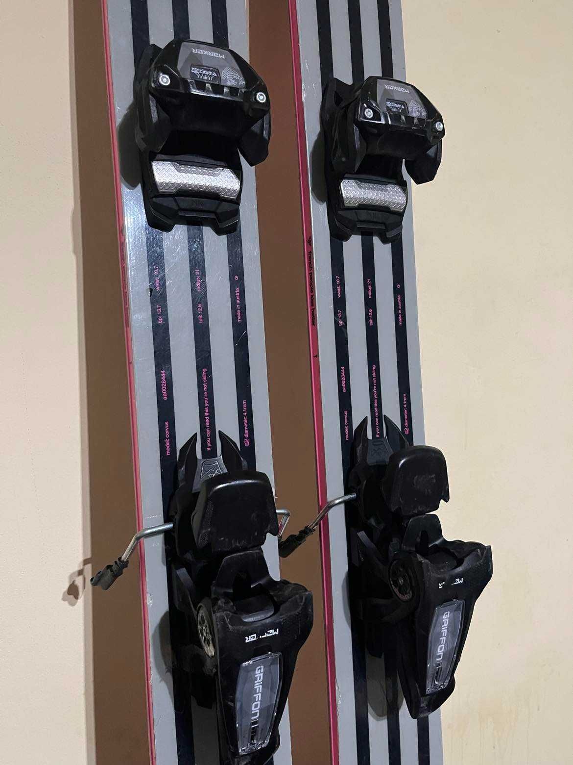 Freeride ski: Black Crows Corvus