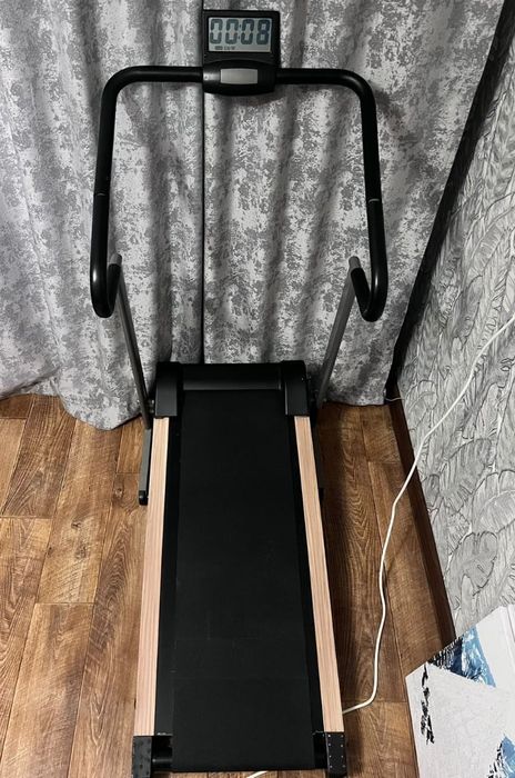 Продам беговую дорожку