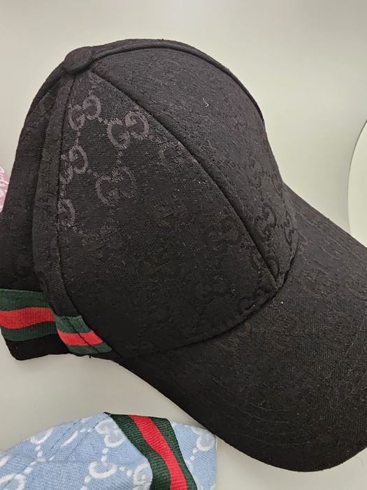 Шапки с козирка/Без размер