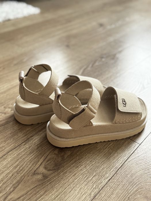 Дамски сандали UGG