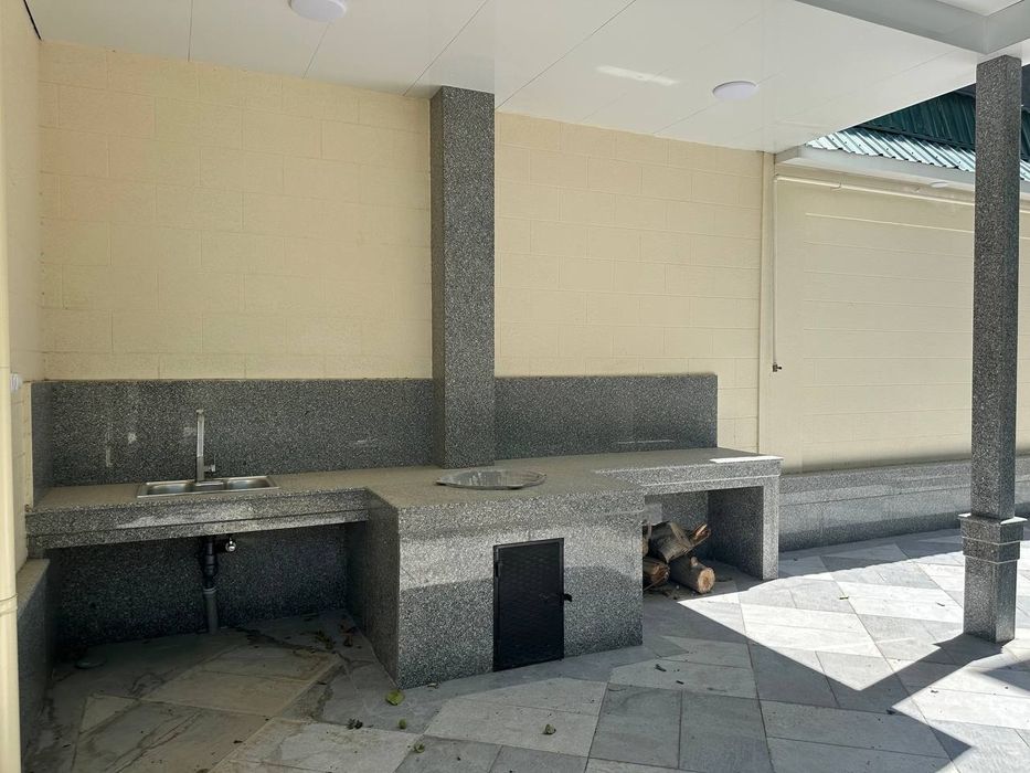 Продаётся Новый Евро Дом с бассейном