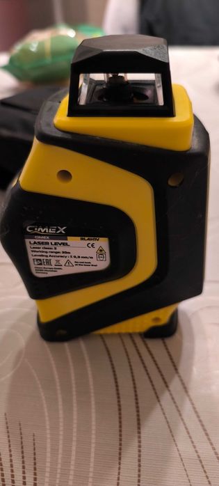 Лазерен нивелир CIMEX RL4H1V-G