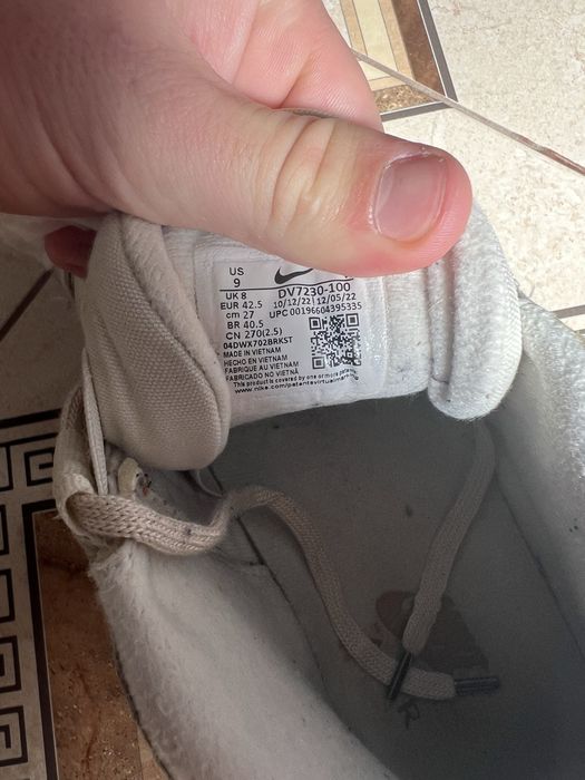 Vand Nike air uptempo marime 42 nu au bule sparte