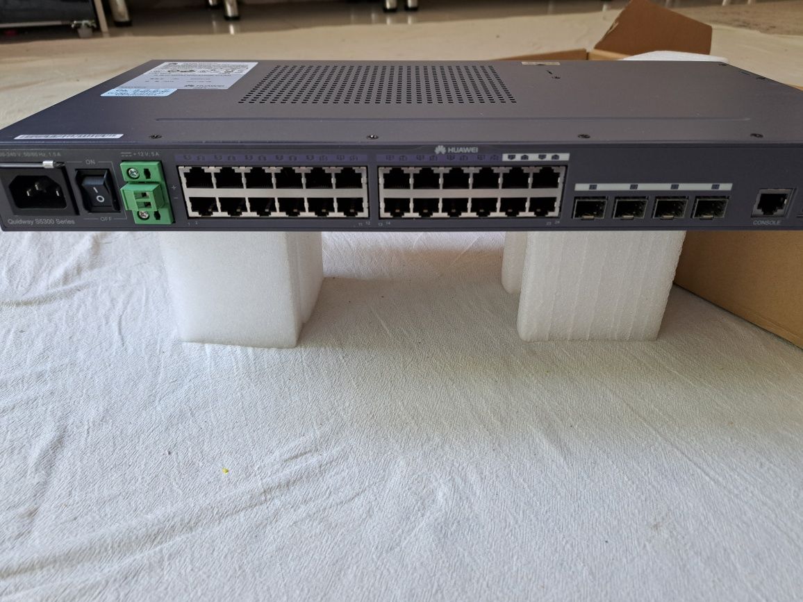 Коммутатор Huawei S5324TP-SI