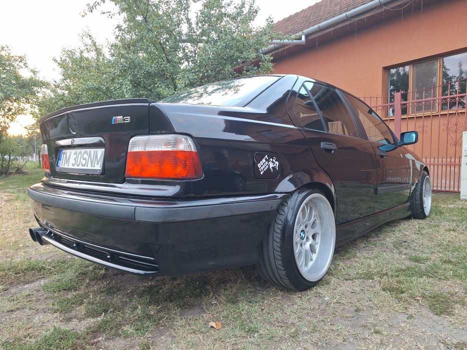 Vând BMW e36 pisicuta