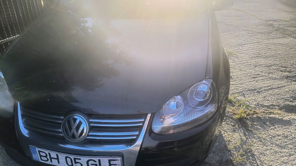 VW Golf anul  2009