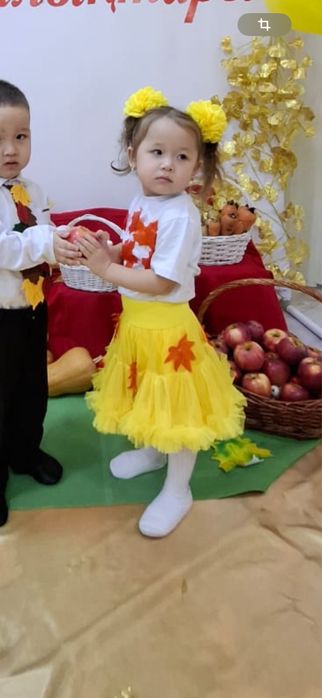 Платье желтое и туту юбка желтое 3-5 лет
