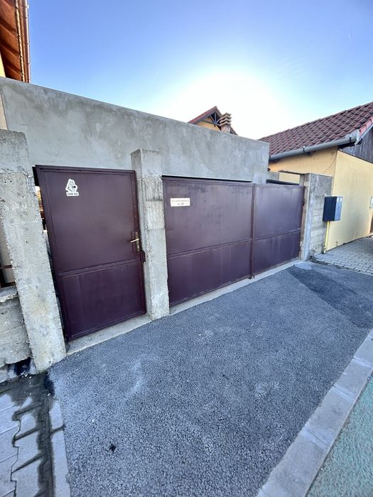 Vând porti ….utilizate in zona Aradul nou