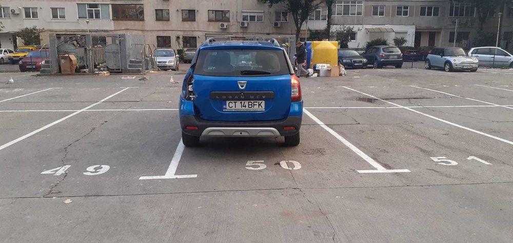 Dacia MCV avariata