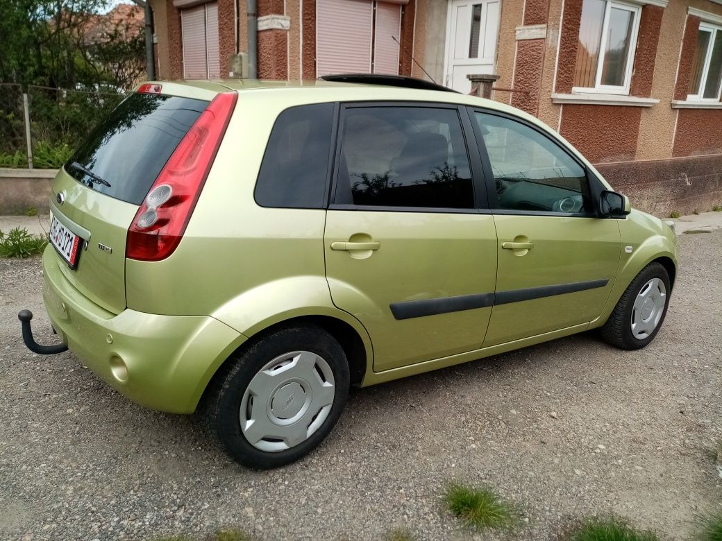 Ford Fiesta Ghia 1.6 Diesel