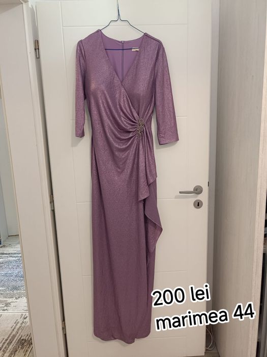 Vând rochii elegante