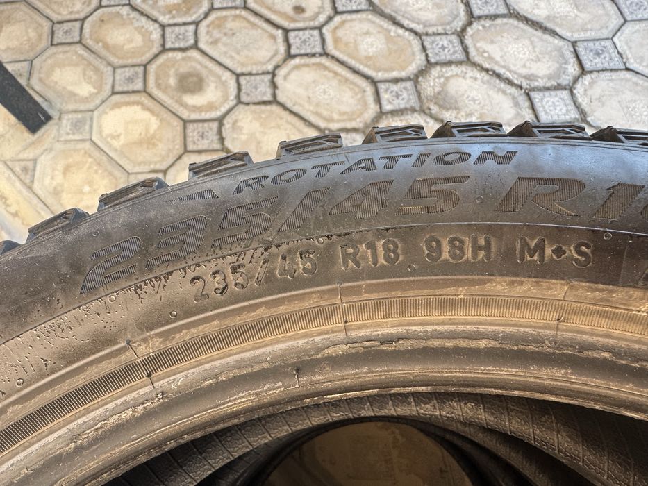 Продам зимние шины