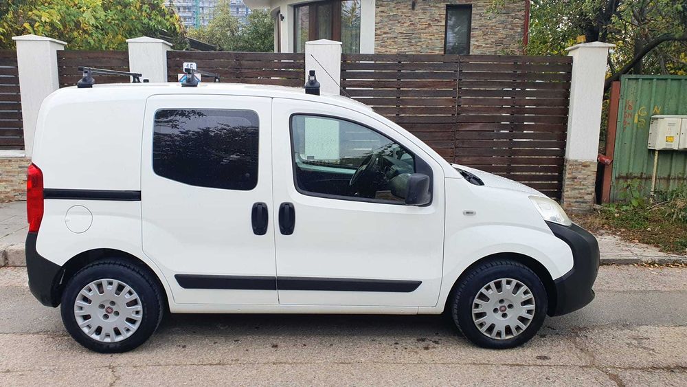 Autoturism cu utilizare multipla Fiat Fiorino 5 locuri