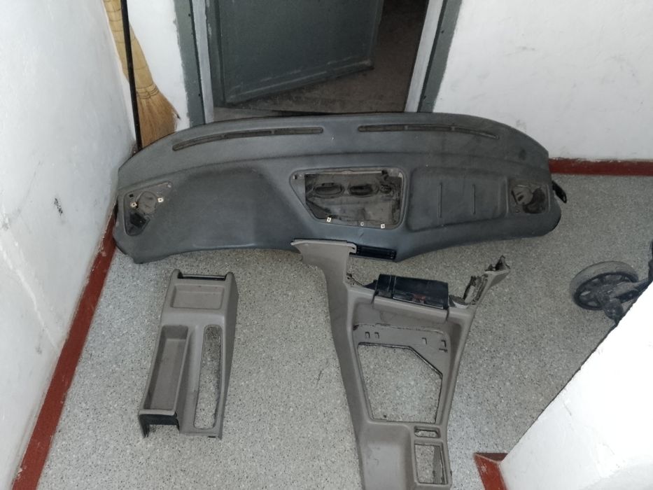 Запчасти Мерседес БМВ