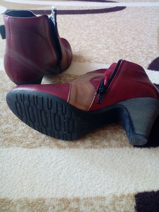 Дамски боти бордо